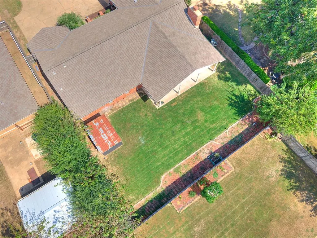 Photo 41 — 10024 Henderson Drive, Oklahoma City, OK 73139