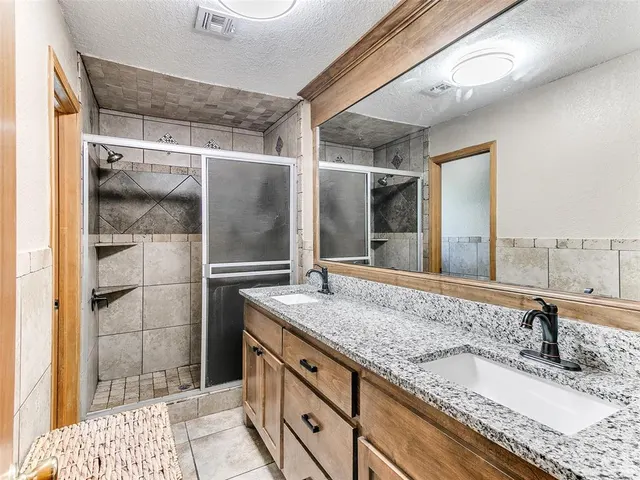 Photo 8 — 1628 NW 8th Street, Oklahoma City, OK 73106