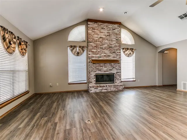 Photo 5 — 6429 Masons Drive, Oklahoma City, OK 73142
