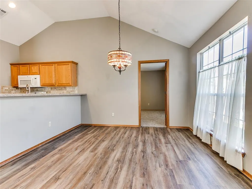 Photo 6 — 6429 Masons Drive, Oklahoma City, OK 73142
