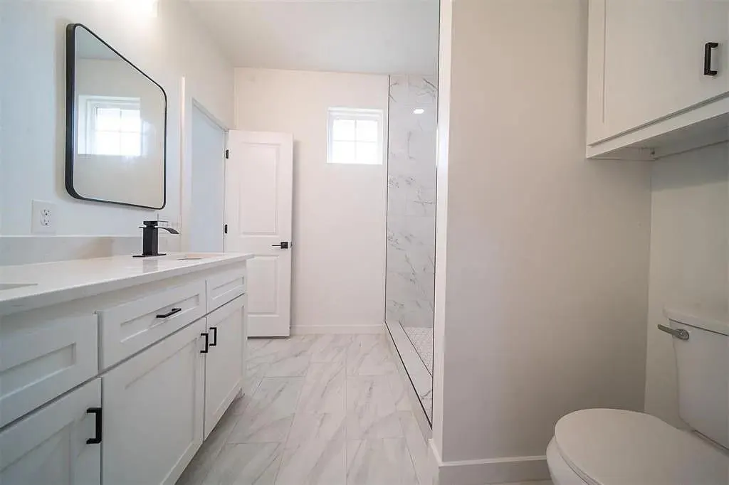 Photo 15 — 236 NW 122nd Street, Oklahoma City, OK 73114
