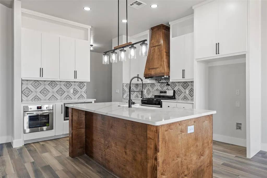 Photo 7 — 2443 Raven Circle, Blanchard, OK 73010