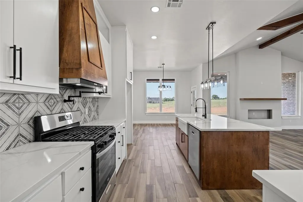 Photo 9 — 2443 Raven Circle, Blanchard, OK 73010