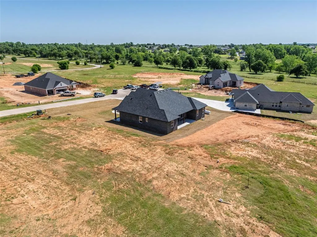 Photo 45 — 2443 Raven Circle, Blanchard, OK 73010