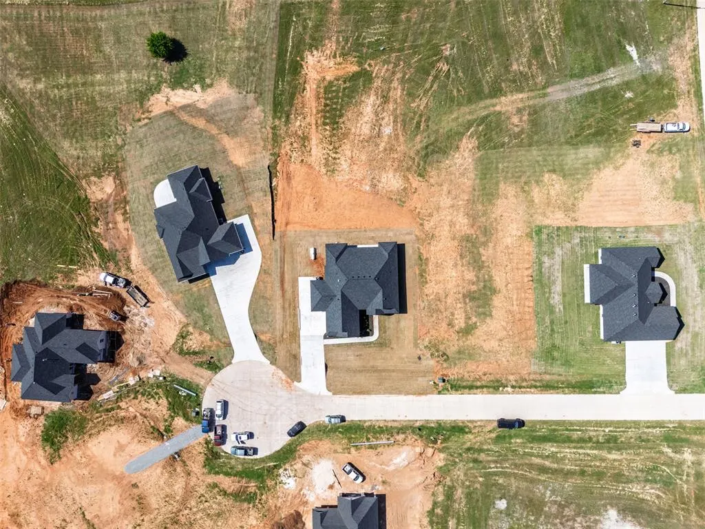 Photo 48 — 2443 Raven Circle, Blanchard, OK 73010