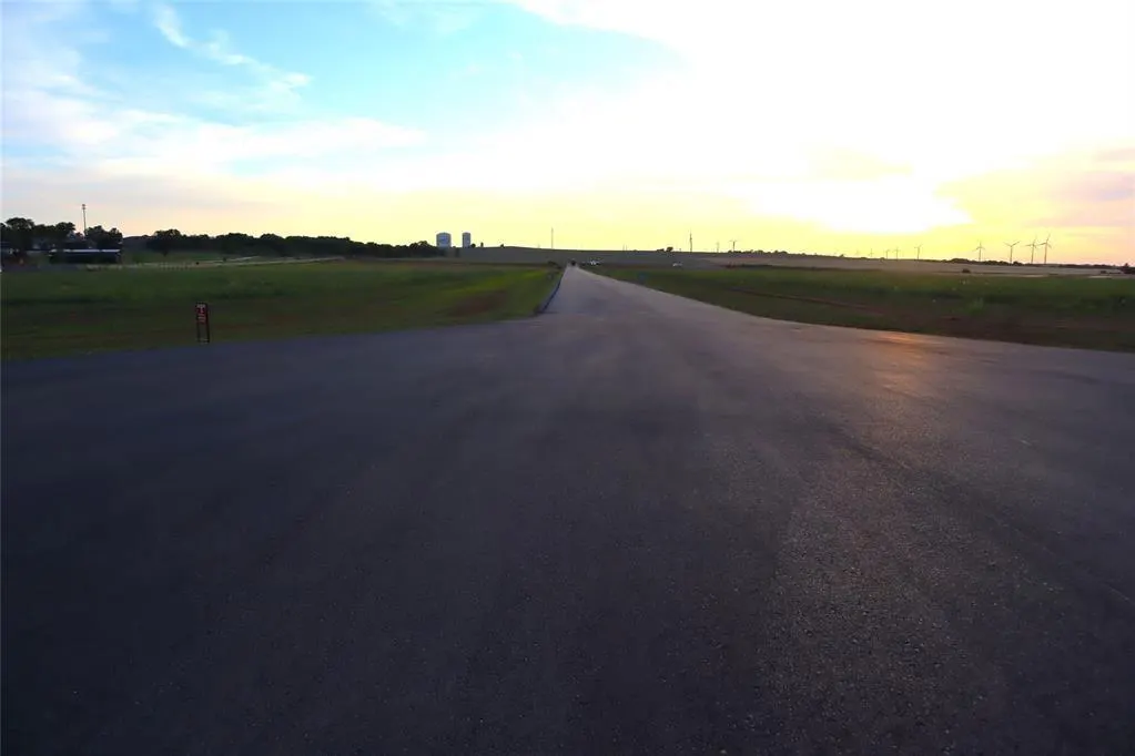 Photo 9 — 24130 E Harvest View Drive (1016) Road, Weatherford, OK 73096