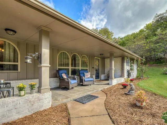 Photo 3 — 4501 Tall Oaks Court, Edmond, OK 73025