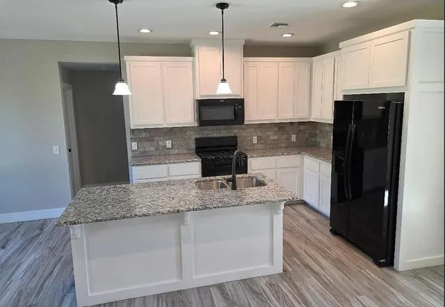 Photo 4 — 413 E Cole, Fletcher, OK 73541