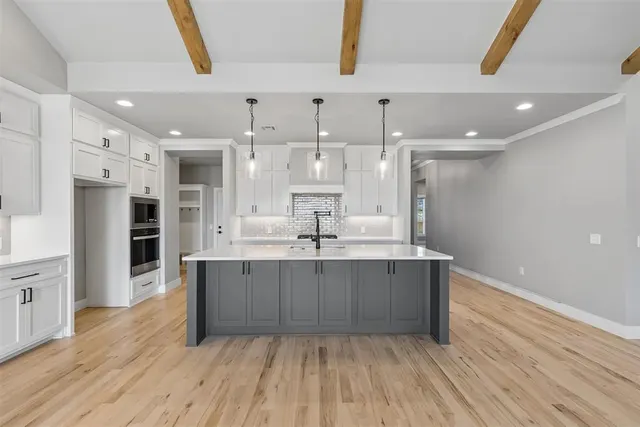 Photo 8 — 18005 Youngs Avenue, Edmond, OK 73012