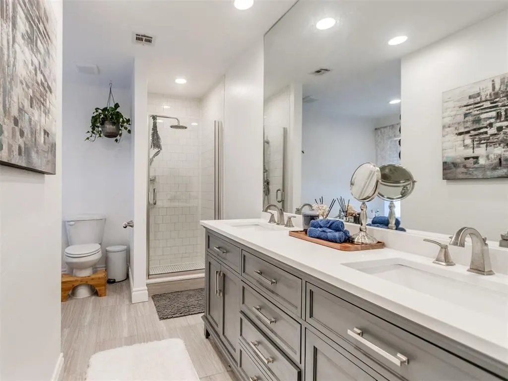 Photo 12 — 6301 Westlane, Oklahoma City, OK 73142