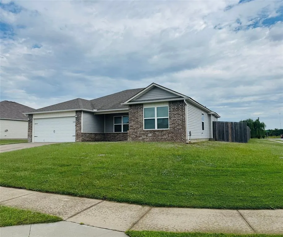 Photo 2 — 3749 S 153rd East Avenue, Tulsa, OK 74134