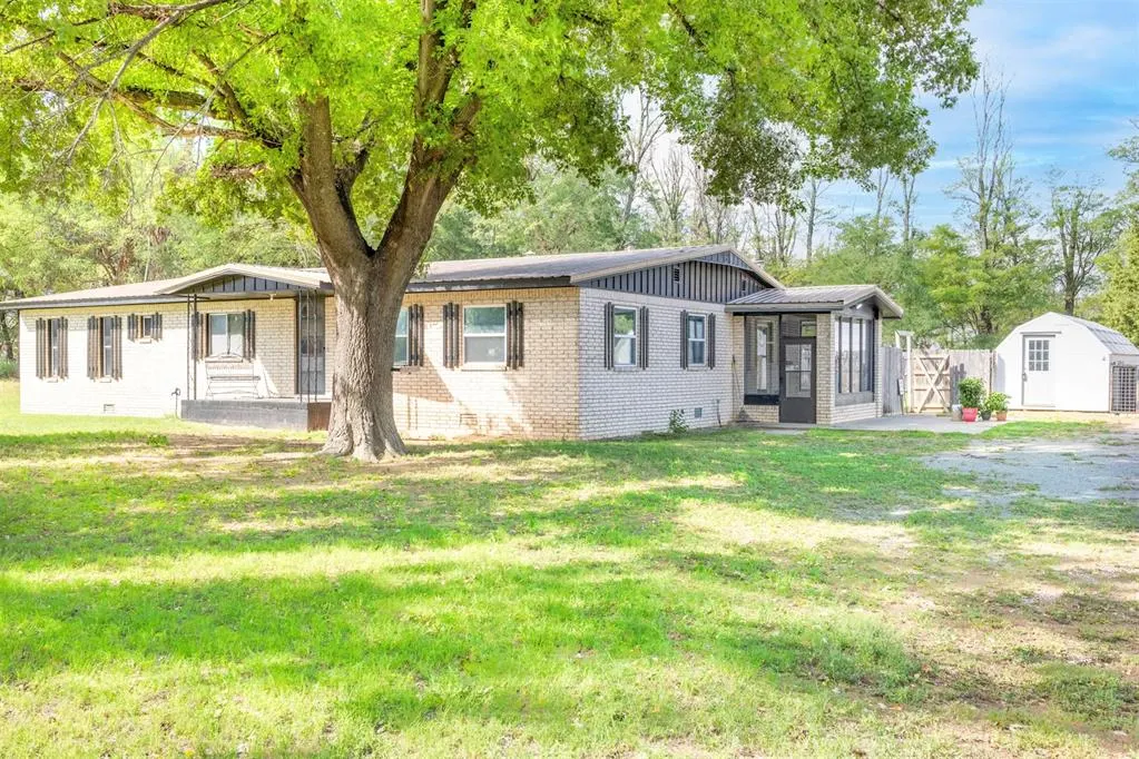 Photo 2 — 12373 N 1750 Road, Erick, OK 73645
