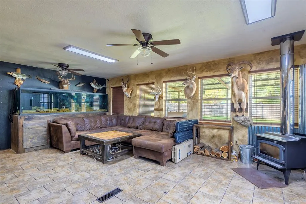 Photo 10 — 12373 N 1750 Road, Erick, OK 73645