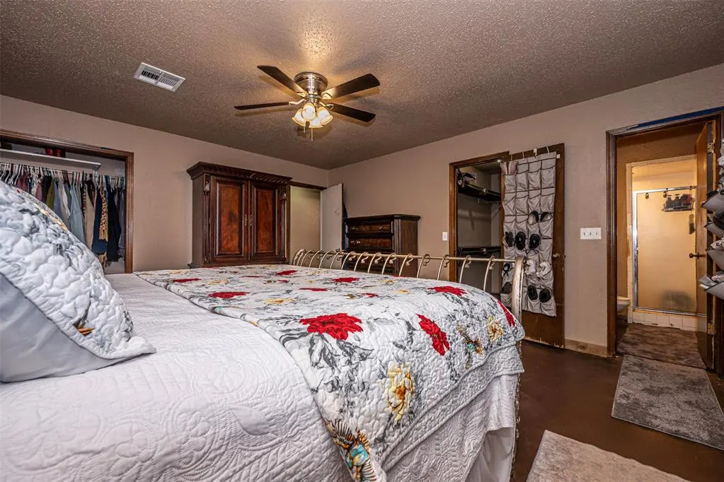 Photo 14 — 9813 S Country Club Drive, Oklahoma City, OK 73159