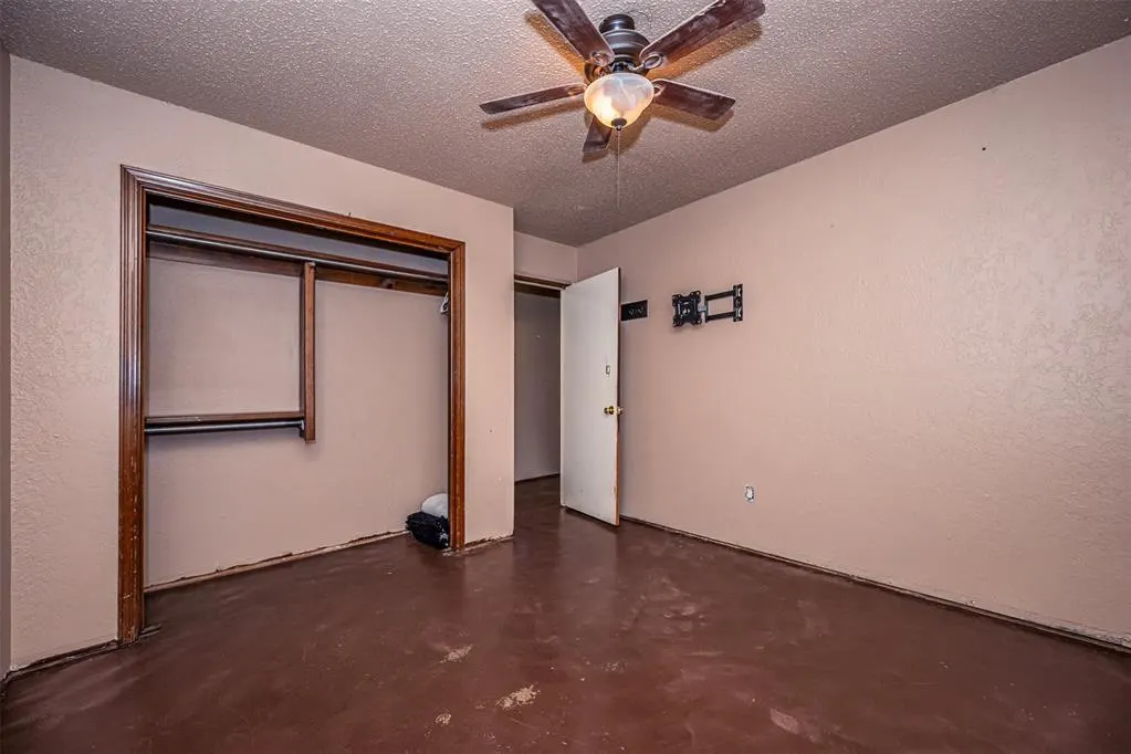 Photo 18 — 9813 S Country Club Drive, Oklahoma City, OK 73159