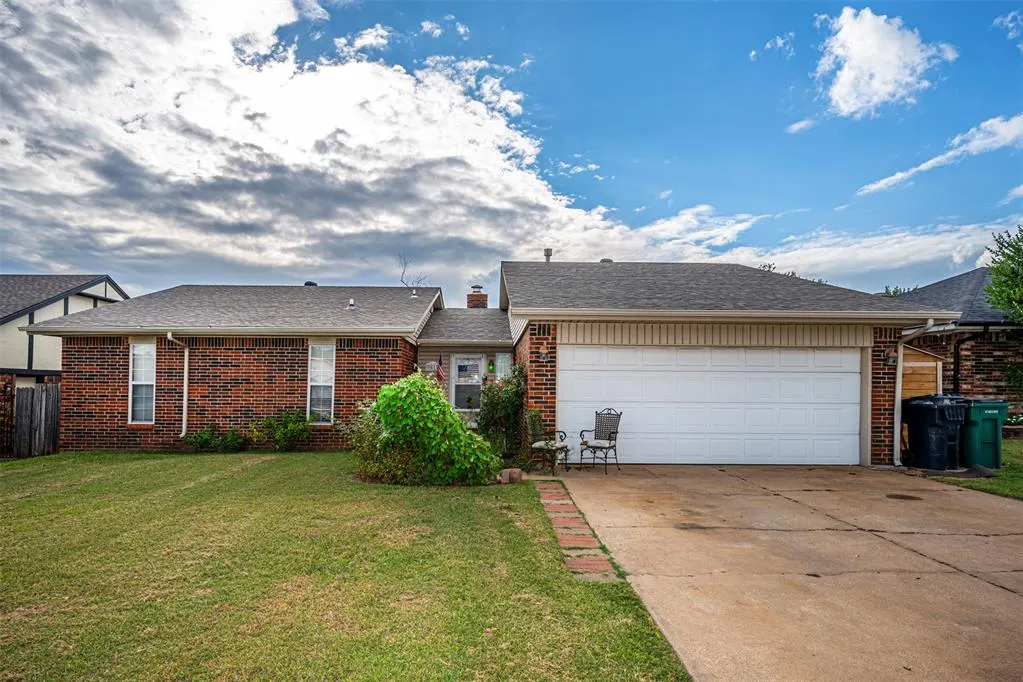 Photo 24 — 9813 S Country Club Drive, Oklahoma City, OK 73159