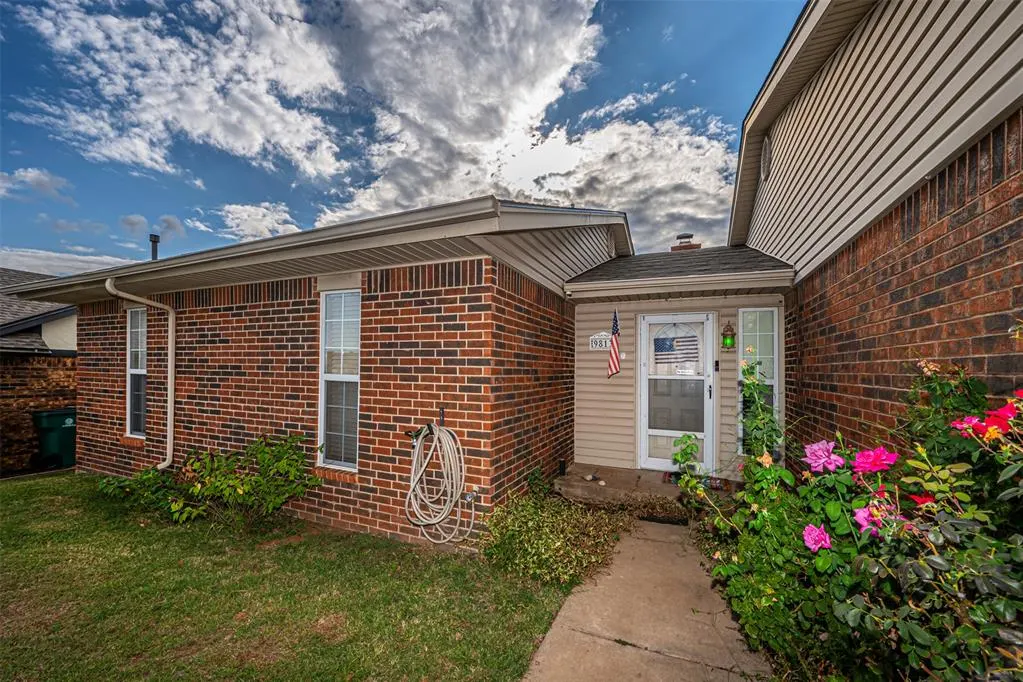 Photo 25 — 9813 S Country Club Drive, Oklahoma City, OK 73159
