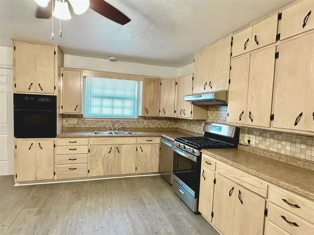 Photo 7 — 1603 NW 32nd Street, Lawton, OK 73505