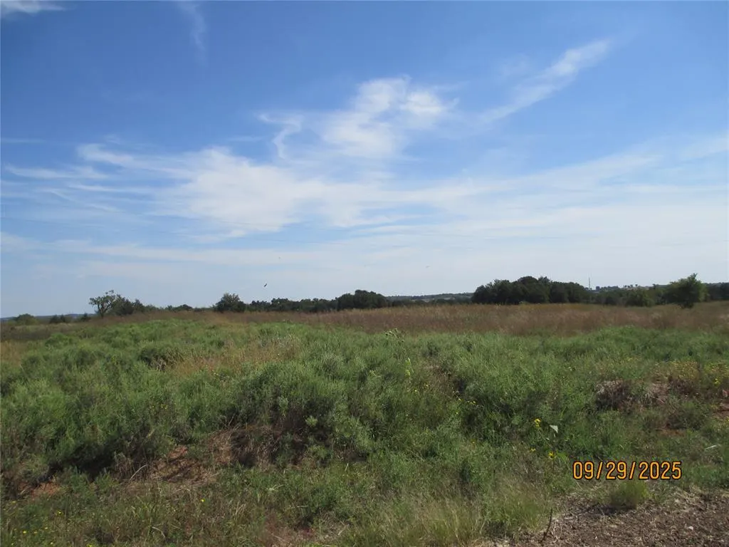 Photo 3 — 25514 S May Avenue, Blanchard, OK 73010