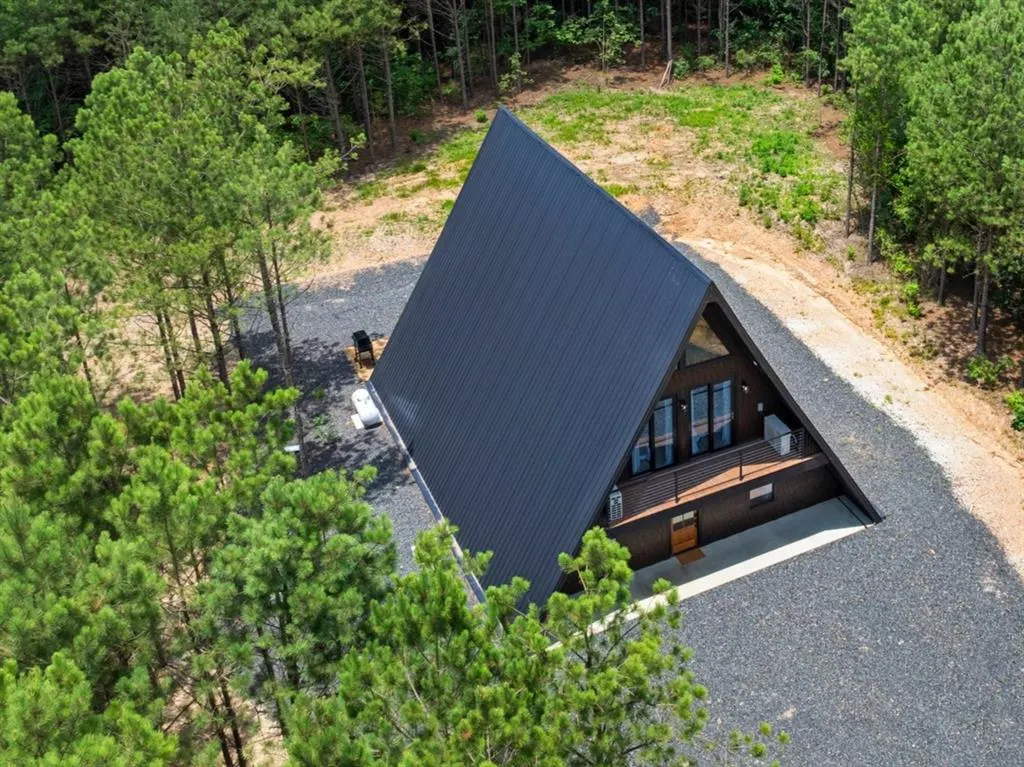 Photo 2 — 23 Wolf Tree Trail, Broken Bow, OK 74728