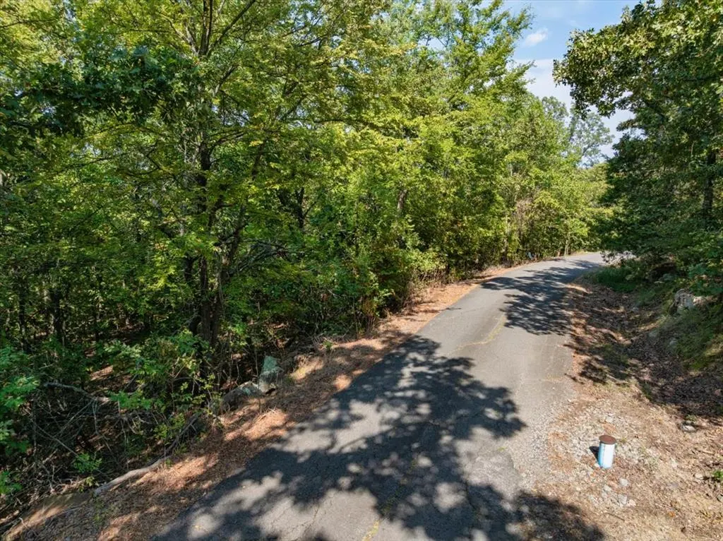 Photo 2 — Marian Lane, Eufaula, OK 74432