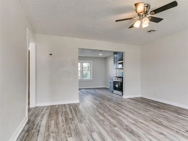 Photo 4 — 6800 NW 36th Street, Bethany, OK 73008