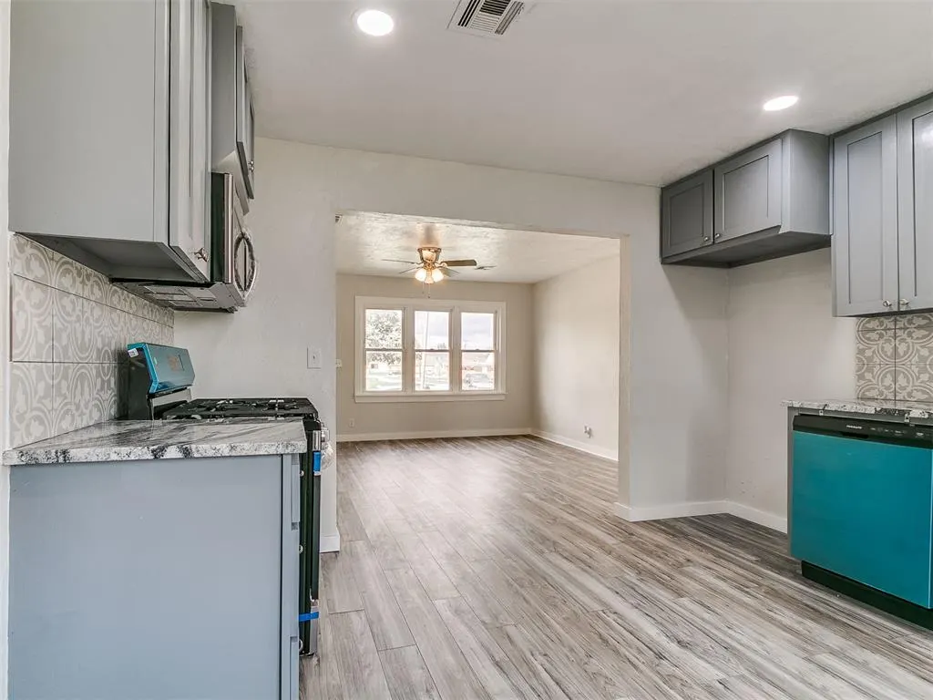 Photo 6 — 6800 NW 36th Street, Bethany, OK 73008