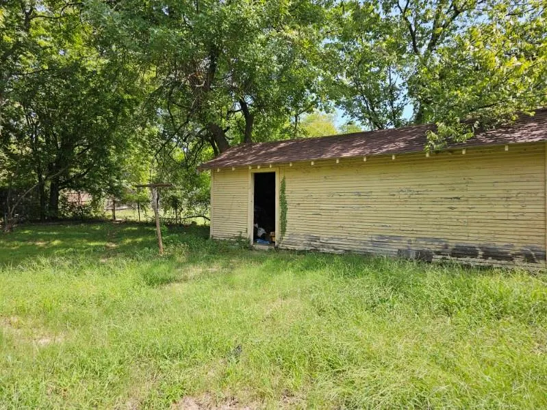 Photo 3 — 622 W 23rd Street, Ada, OK 74820