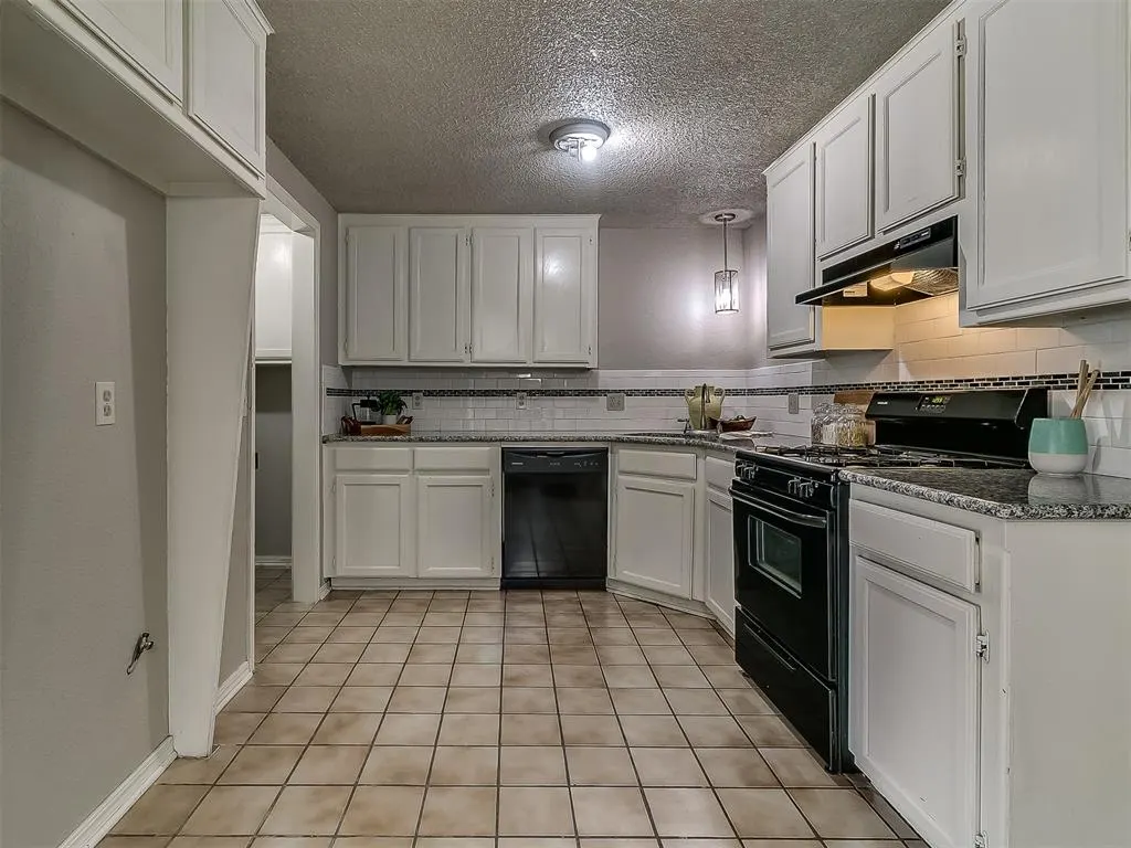 Photo 19 — 1125 Tall Oaks Drive, Midwest City, OK 73110