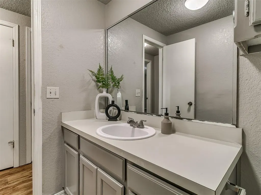 Photo 36 — 1125 Tall Oaks Drive, Midwest City, OK 73110