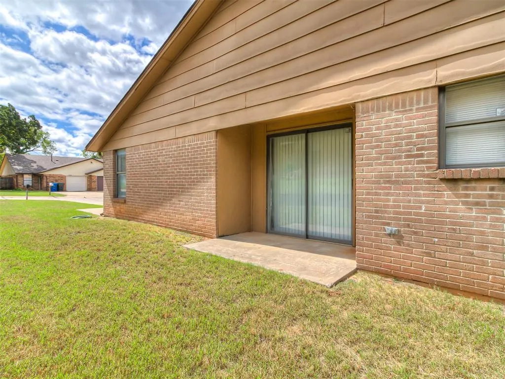 Photo 43 — 1125 Tall Oaks Drive, Midwest City, OK 73110