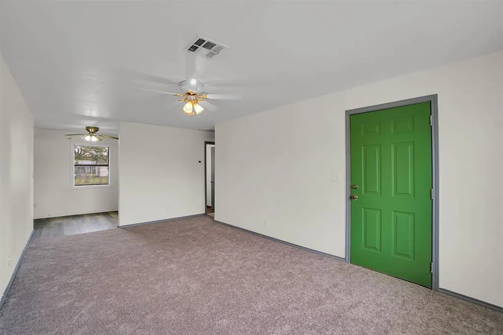 Photo 6 — 1109 Chestnut Street, Altus, OK 73521