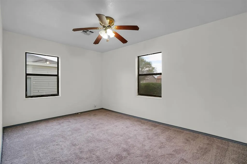 Photo 13 — 1109 Chestnut Street, Altus, OK 73521