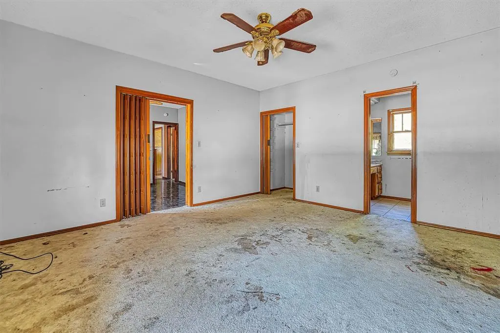 Photo 19 — 200 N Maryland Avenue, Mangum, OK 73554