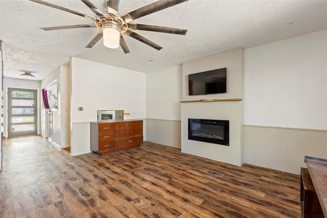 Photo 8 — 8213 NW 25th Street, Bethany, OK 73008
