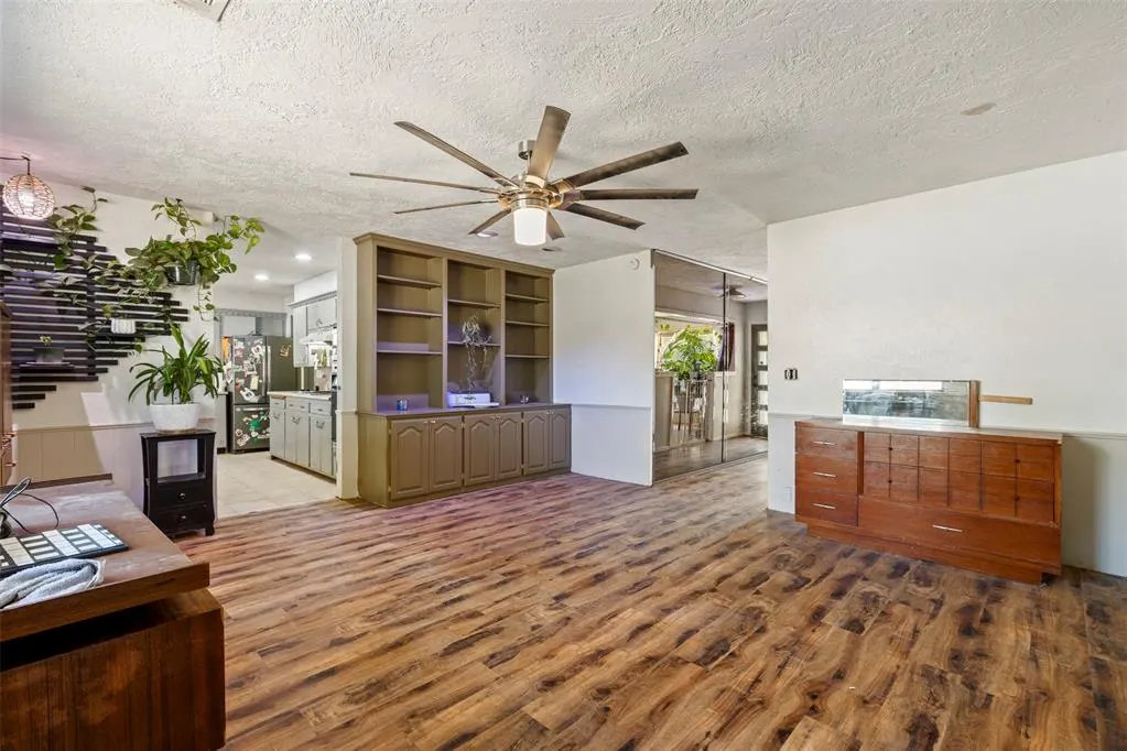 Photo 9 — 8213 NW 25th Street, Bethany, OK 73008