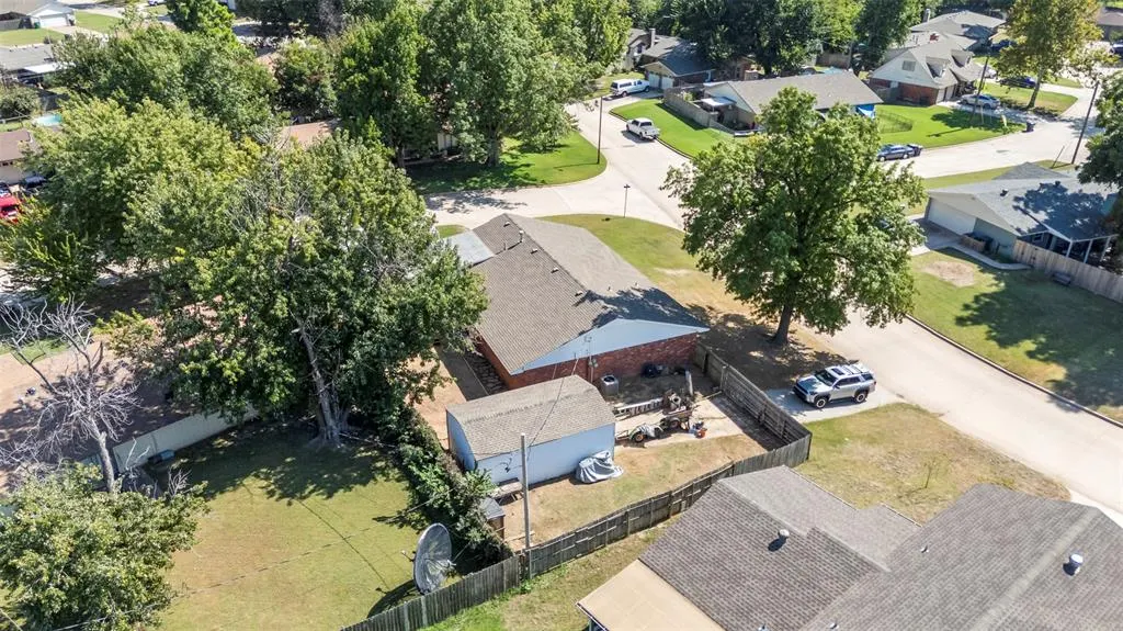 Photo 31 — 8213 NW 25th Street, Bethany, OK 73008