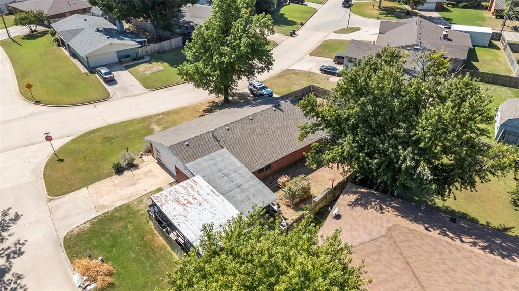 Photo 32 — 8213 NW 25th Street, Bethany, OK 73008