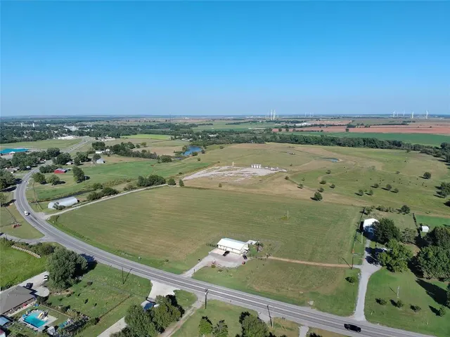 Photo 8 — S 81 Highway, Minco, OK 73059