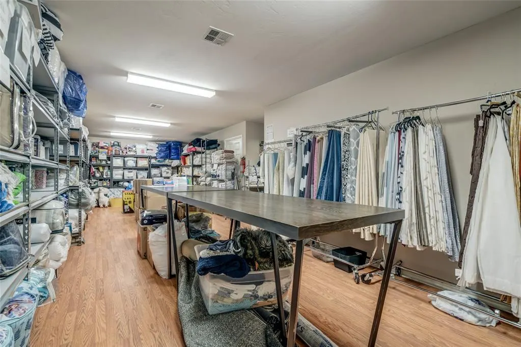 Photo 5 — 6707 NW 50th Street, Bethany, OK 73008