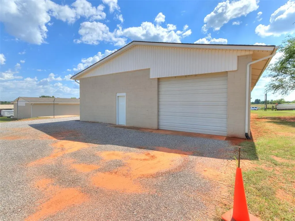 Photo 3 — 4705 E 37 Highway, Tuttle, OK 73089