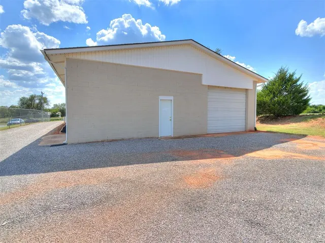 Photo 4 — 4705 E 37 Highway, Tuttle, OK 73089