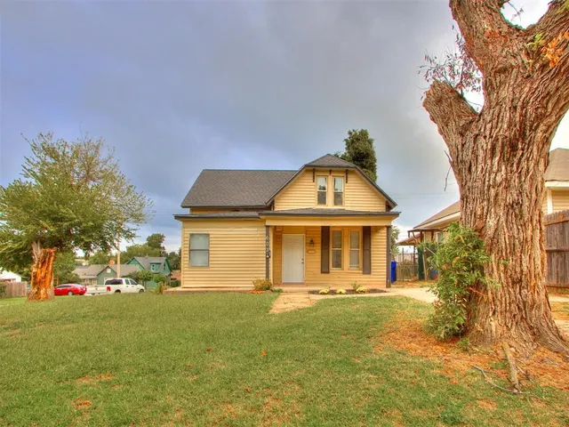 Photo 2 — 603 E Wade Street, El Reno, OK 73036