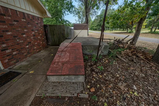 Photo 4 — 701 W McNeese Street, Marlow, OK 73055