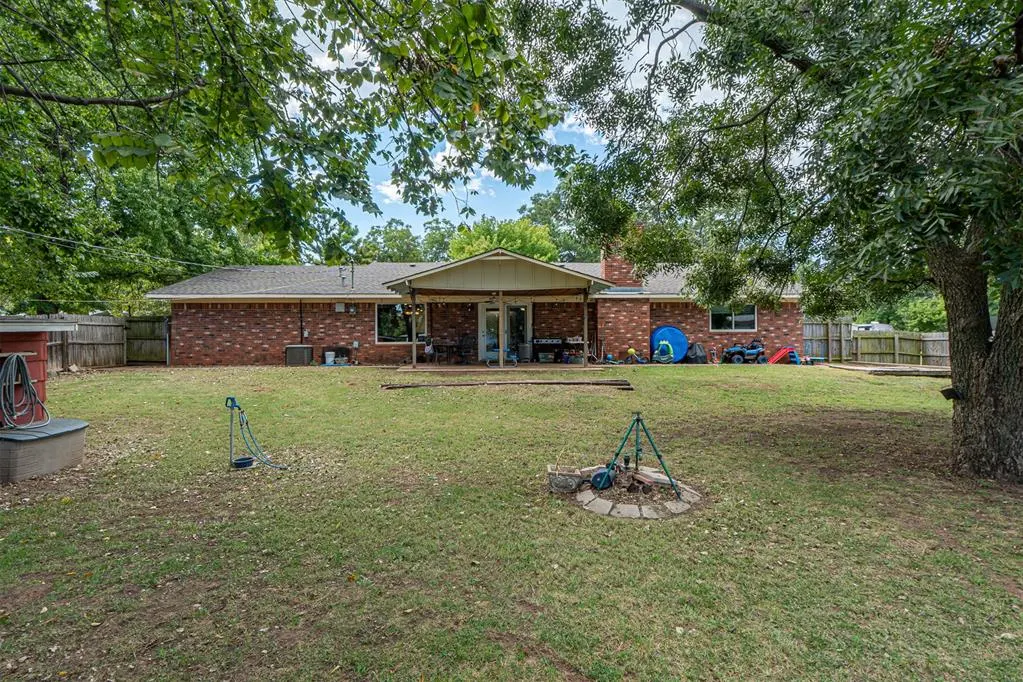 Photo 36 — 701 W McNeese Street, Marlow, OK 73055