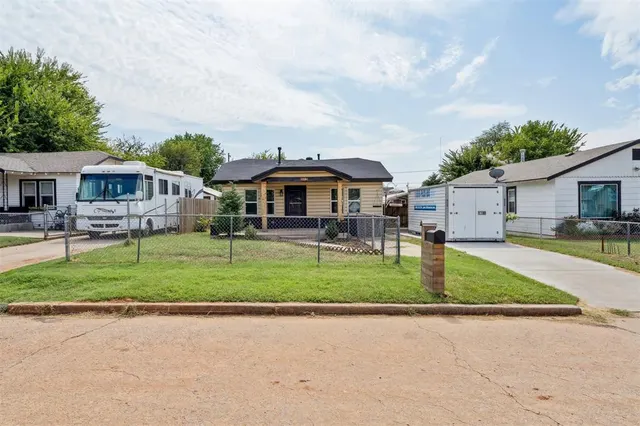 Photo 3 — 312 SE 40th Street, Oklahoma City, OK 73129