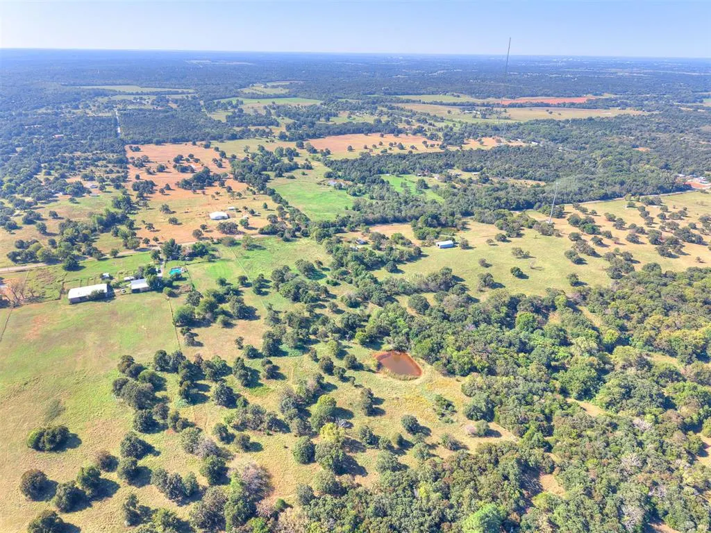Photo 10 — 7801 E Indian Hills Road, Norman, OK 73026