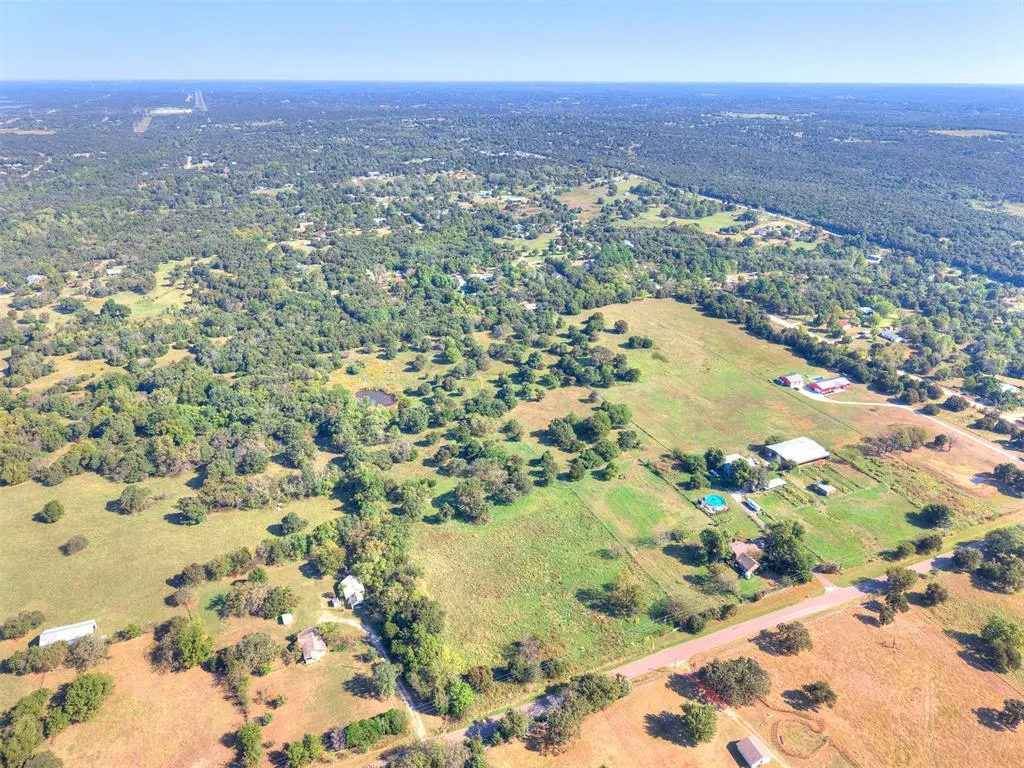 Photo 13 — 7801 E Indian Hills Road, Norman, OK 73026