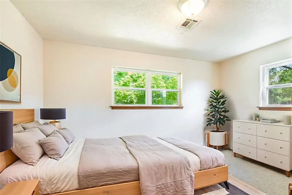 Photo 11 — 700 Claremont Drive, Norman, OK 73069