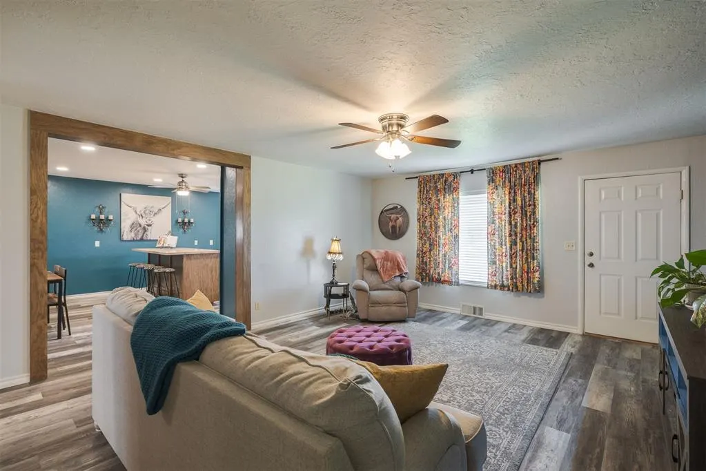 Photo 7 — 414 S Carol Street, Carnegie, OK 73015